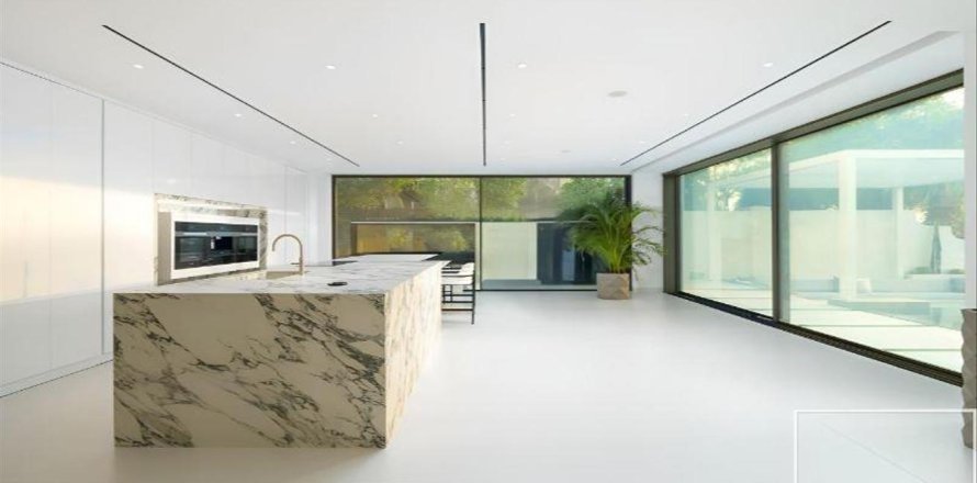 Villa a Jumeirah Islands, Dubai, EAU 5 camere da letto, 576 mq. № 680726