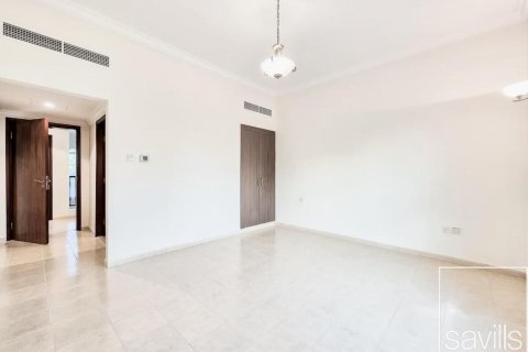 Villa in Jumeirah Islands, Dubai, UAE 4 bedrooms, 1026 sq.m. № 680730 - photo 8
