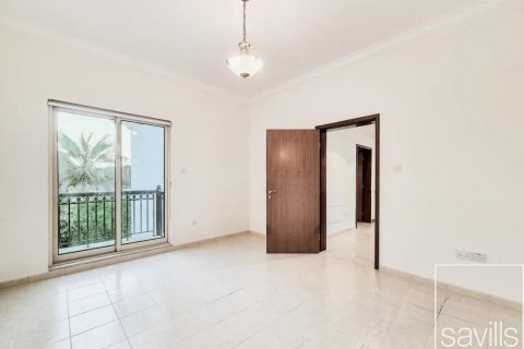 Villa in Jumeirah Islands, Dubai, UAE 4 bedrooms, 1026 sq.m. № 680730 - photo 9