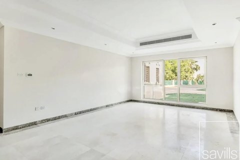 Villa in Jumeirah Islands, Dubai, UAE 4 bedrooms, 1026 sq.m. № 680730 - photo 6