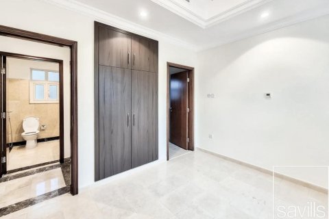 Villa in Jumeirah Islands, Dubai, UAE 4 bedrooms, 1026 sq.m. № 680730 - photo 10