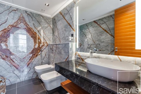Vila v Jumeirah Islands, Dubai, SAE 6 ložnice, 923 m² Č.: 680728 - fotografie 16