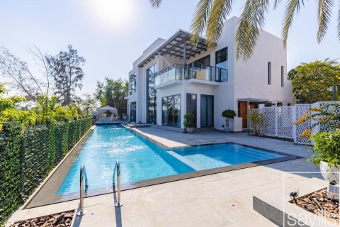 Jumeirah Islands, Dubai, UAE의 빌라 침실 6개, 923제곱미터 번호 680728