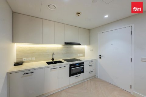 Lägenhet till försäljning i Dubai, UAE 2 sovrum, 112.5 kvm Nr. 646862 - fotografi 19