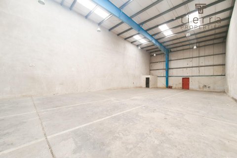 Sklad v Al Quoz, Dubai, SAE 418.1 m² Č.: 569326 - fotografie 3