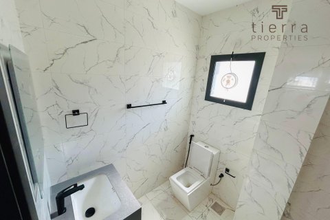 Magazinë në Dubai, Emiratet e Bashkuara Arabe 3530.3 m2. № 569328 - Foto 6