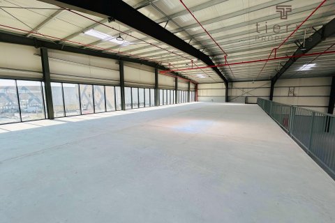 Magazinë në Dubai, Emiratet e Bashkuara Arabe 3530.3 m2. № 569328 - Foto 4