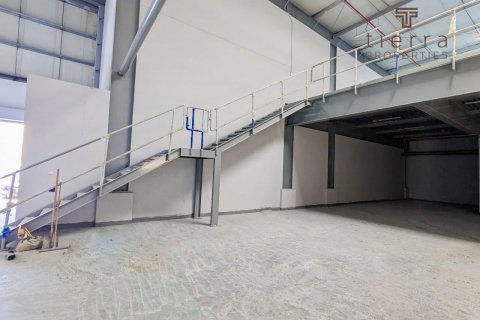Warehouse in Al Barsha, Dubai, UAE 1579.3 sq.m. № 569325 - photo 7
