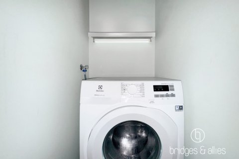 Apartemen di Downtown Dubai (Downtown Burj Dubai), UEA 1 kamar tidur, 75.9 m2 nomor 624671 - foto 15