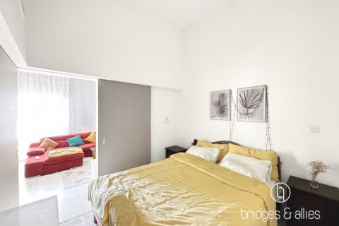Apartemen di Downtown Dubai (Downtown Burj Dubai), UEA 1 kamar tidur, 75.9 m2 nomor 624671 - foto 10