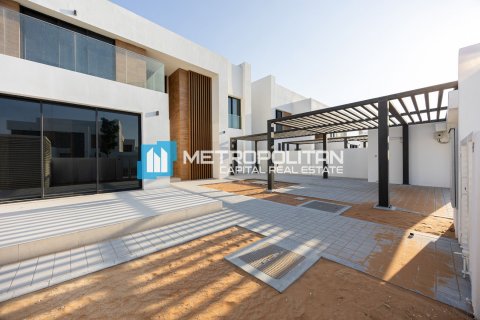 Villa sa Saadiyat Island, Abu Dhabi, UAE 4 silid-tulugan, 629.4 sq.m. № 344550 - larawan 23