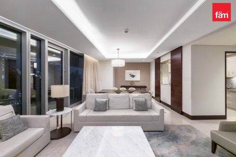Appartement te huur in Downtown Dubai (Downtown Burj Dubai), Dubai, VAE 3 slaapkamers, 225.5 vr.m., nr 689523 - foto 1