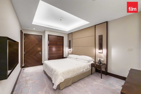 Appartement te huur in Downtown Dubai (Downtown Burj Dubai), Dubai, VAE 3 slaapkamers, 225.5 vr.m., nr 689523 - foto 7