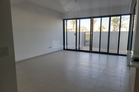 Kaupunkipientalo Dubai Land, Arabiemiraatit 4 makuuhuonetta, 274 m2 № 712510 - kuva 2