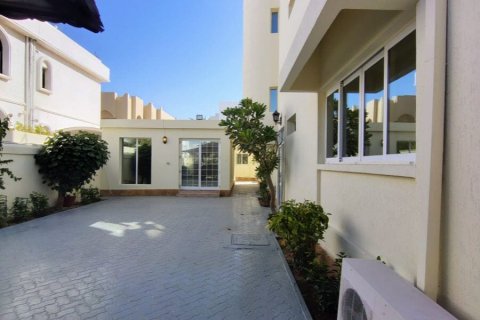 Villa uthyres i Jumeirah, Dubai, UAE 4 sovrum, 743 kvm Nr. 712514 - fotografi 14