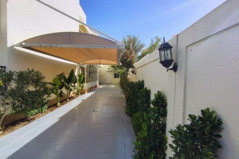 Willa do wynajęcia w Jumeirah, Dubai, ZEA 4 sypialnie, 743 mkw., nr 712514 - zdjęcie 26