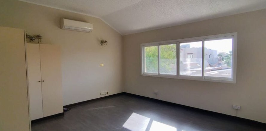 Villa i Jumeirah, Dubai, UAE 4 sovrum, 743 kvm Nr. 712514