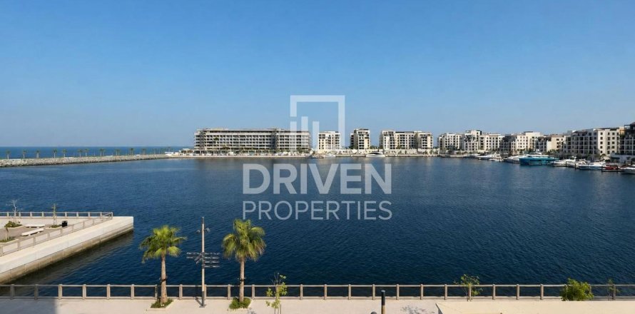 Jumeirah, Dubai, संयुक्त अरब अमीरात में अपार्टमेंट, 3 बेडरूम, 207.27 वर्ग मीटर, संख्या 745628