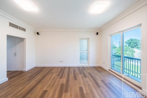 Villa Dubai Sports Cityjā, AAE 5 istabas, 1049 m2 Nr. 646315 - attēls 14