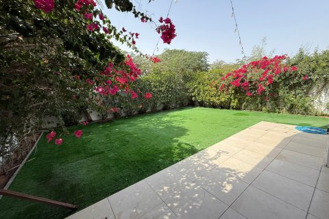 Townhouse til leje i Mudon, Dubai, UAE 3 soveværelser, 297.01089100 kvm № 695830 - foto 8