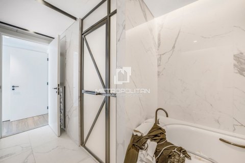 Apartment in Jumeirah Lake Towers, Dubai, UAE 2 bedrooms, 151 sq.m. № 593658 - photo 8