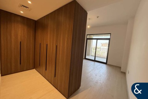 Apartament de vânzare în Umm Suqeim, Dubai, EAU 3 dormitoare, 175 mp.  №667145 - poză 6