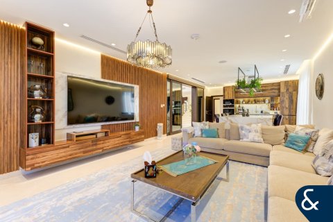 Villa The Villa, Dubaijā, AAE 5 istabas, 780 m2 Nr. 667141 - attēls 5