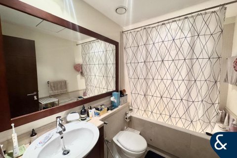 Downtown Dubai (Downtown Burj Dubai), Dubai, संयुक्त अरब अमीरात में अपार्टमेंट, 2 बेडरूम, 145 वर्ग मीटर, संख्या 667143 - फ़ोटो 18