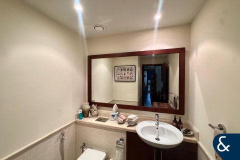 Downtown Dubai (Downtown Burj Dubai), Dubai, संयुक्त अरब अमीरात में अपार्टमेंट, 2 बेडरूम, 145 वर्ग मीटर, संख्या 667143 - फ़ोटो 17