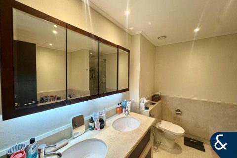 Downtown Dubai (Downtown Burj Dubai), Dubai, संयुक्त अरब अमीरात में अपार्टमेंट, 2 बेडरूम, 145 वर्ग मीटर, संख्या 667143 - फ़ोटो 13