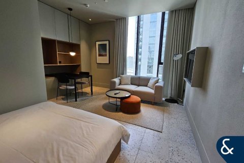 Apartment in Business Bay, Dubai, UAE 1 room, 35 sq.m. № 667144 - photo 9