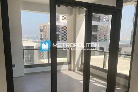 Apartment in Al Reem Island, Abu Dhabi, UAE 2 bedrooms, 216.3 sq.m. № 613960 - photo 7