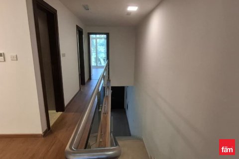 Maison de ville à louer à Dubai, EAU 3 chambres, 137.4 m2 № 702313 - photo 7
