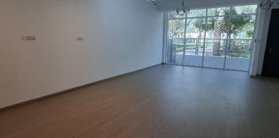 Maison de ville à Dubai, EAU: 3 chambres, 137.4 m2 № 702313