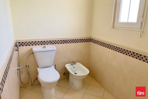 Vilë në Dubai, Emiratet e Bashkuara Arabe 4 dhoma gjumi, 1237.3 m2. № 702593 - Foto 7