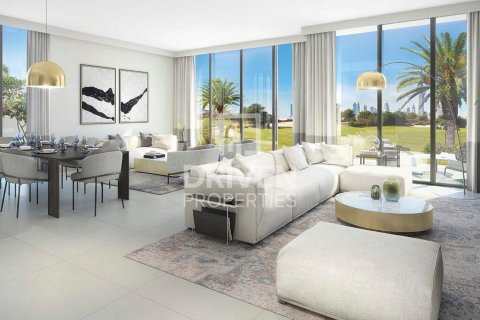 Villa til salg i Dubai, UAE 4 soveværelser, 582 kvm № 602560 - foto 1