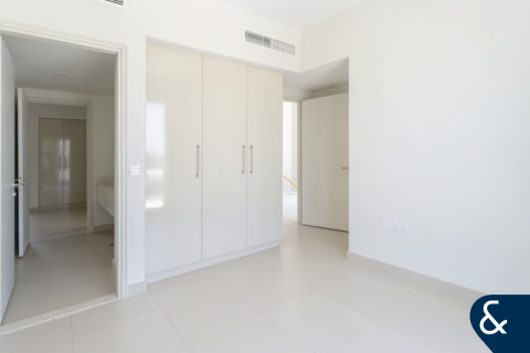 Dubai Hills Estate, Dubai, UAE의 판매용 빌라 침실 4개, 222제곱미터 번호 666860 - 사진 11