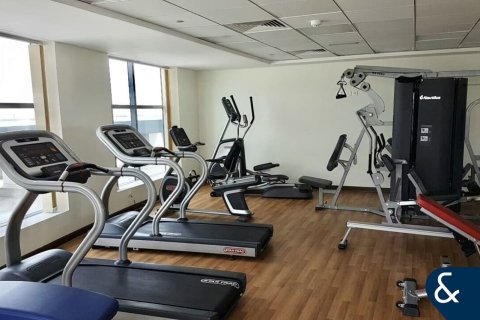 Lägenhet till försäljning i Dubai Sports City, Dubai, UAE 2 sovrum, 120 kvm Nr. 666858 - fotografi 15