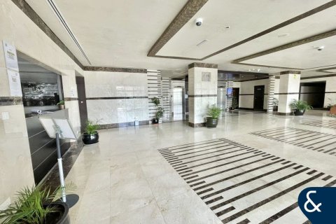 Lägenhet till försäljning i Dubai Sports City, Dubai, UAE 2 sovrum, 120 kvm Nr. 666858 - fotografi 17