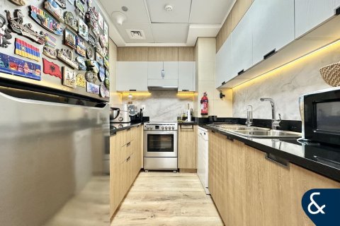 Lägenhet till försäljning i Dubai Sports City, Dubai, UAE 2 sovrum, 120 kvm Nr. 666858 - fotografi 4