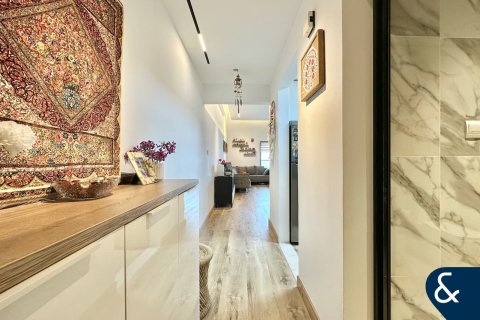 Lägenhet till försäljning i Dubai Sports City, Dubai, UAE 2 sovrum, 120 kvm Nr. 666858 - fotografi 3