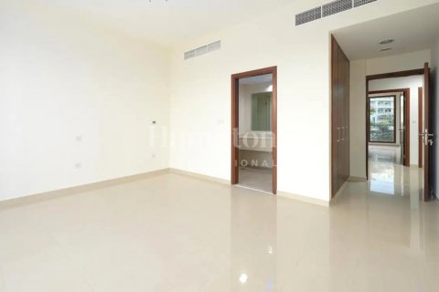 Townhouse in Jumeirah Islands, Dubai, UAE 4 bedrooms, 312.15408000 sq.m. № 583826 - photo 1