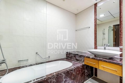 Appartement à louer à Jumeirah Beach Residence, Dubai, EAU 2 chambres, 135.92 m2 № 757073 - photo 11