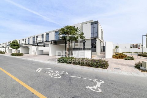 Villa til leje i Al Furjan, Dubai, UAE 4 soveværelser, 353.87 kvm № 757074 - foto 11