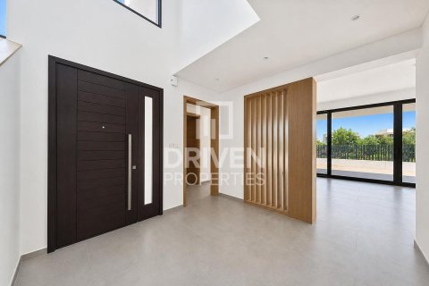 Vila u Jebel Ali, Dubai, UAE 4 spavaćih soba, 636.85 m2 Br. 757034 - fotografija 4