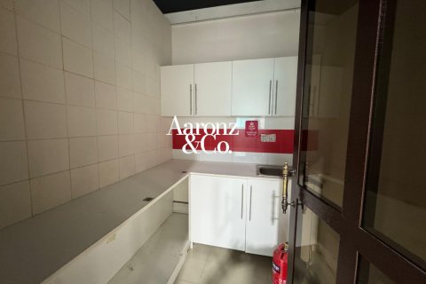 Business Bay, Dubai, UAE의 임대용 사무실 98제곱미터 번호 704182 - 사진 10