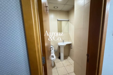 Business Bay, Dubai, UAE의 임대용 사무실 112제곱미터 번호 704183 - 사진 13