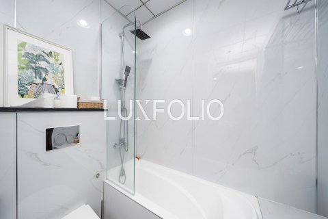 Apartment in Dubai Marina, Dubai, UAE 2 bedrooms, 108 sq.m. № 627413 - photo 15