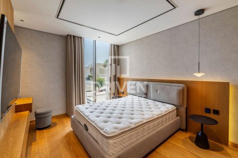 Villa en alquiler en Jumeirah, Dubai, EAU 5 dormitorios, 469 m2 № 684148 - foto 18