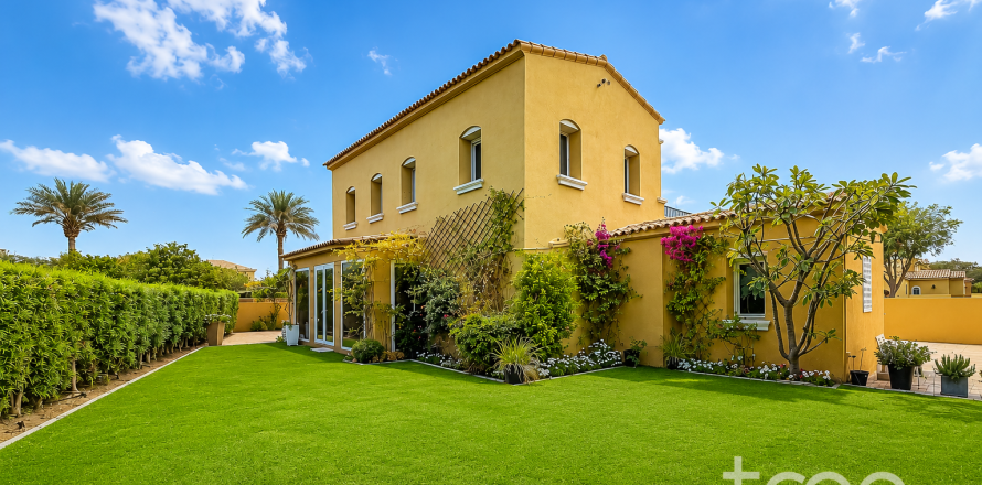 Villa asukohaga Arabian Ranches, Dubai, AÜE: 4 magamistoaga, 272.76 m² Nr 753644